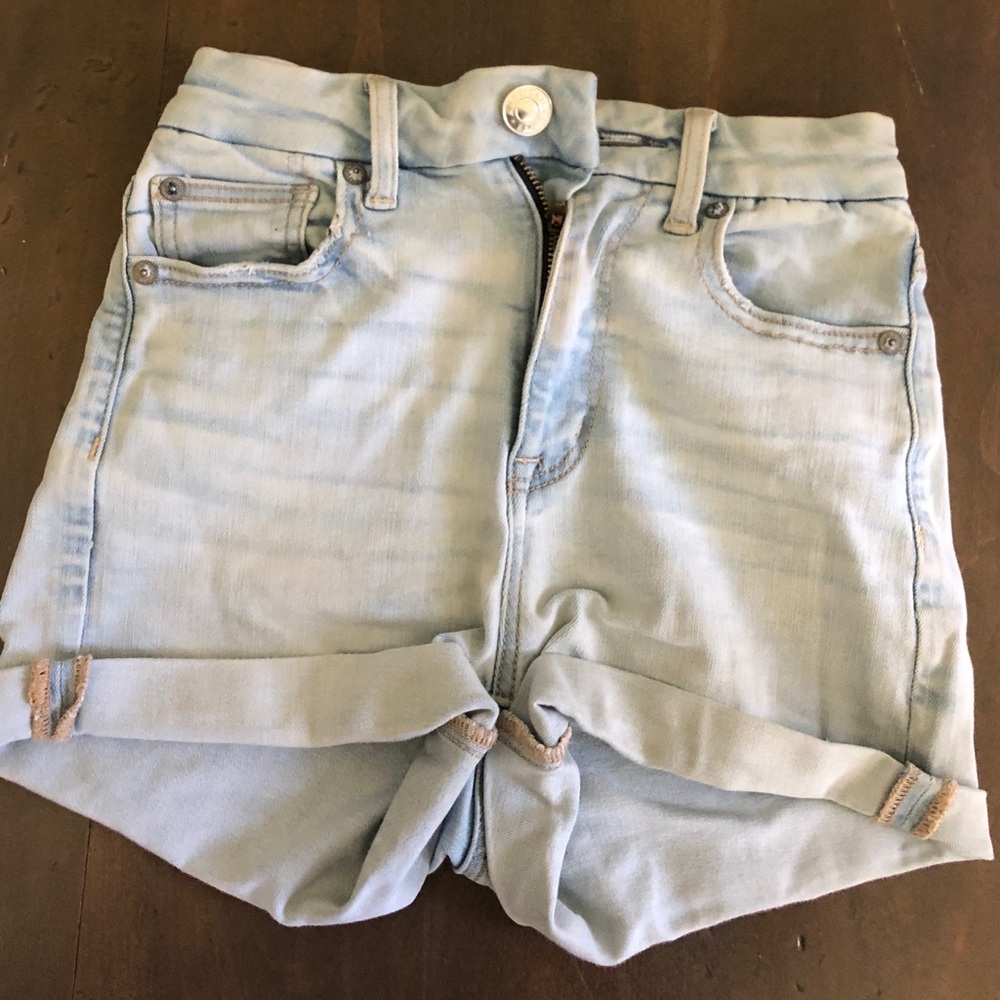 Blue washed jean shorts